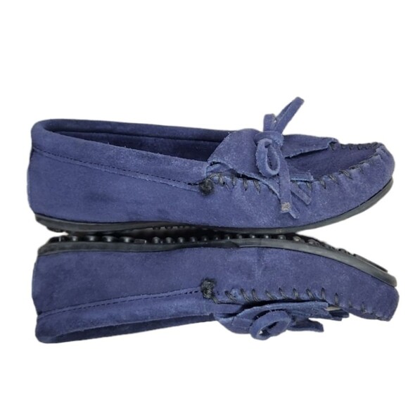 Minnetonka Moccasin Shoes Women's Kilty Hardsole Suede Blue Flat Tassel Bow 6 - Picture 6 of 12